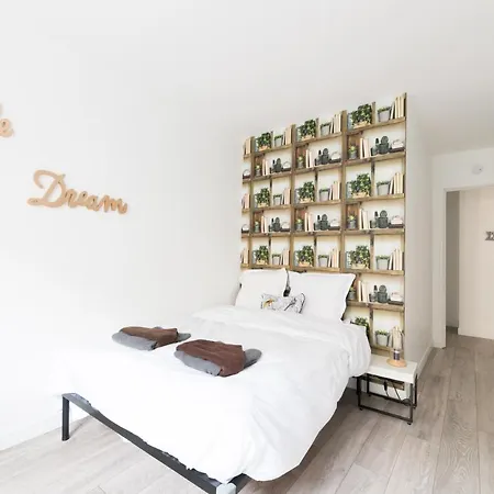 Kimberley, Great Flat, Montorgueil * Parigi
